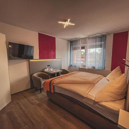 Pension Ruessel-Pub Зангерхаузен Стая снимка